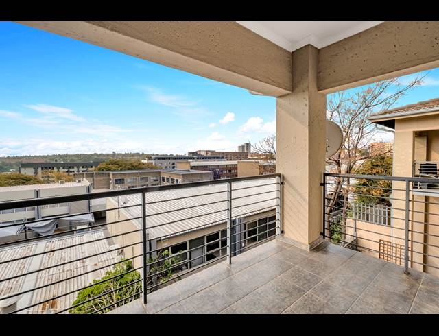 1 BEDROOM APARTMENT FOR SALE IN FERNDALE